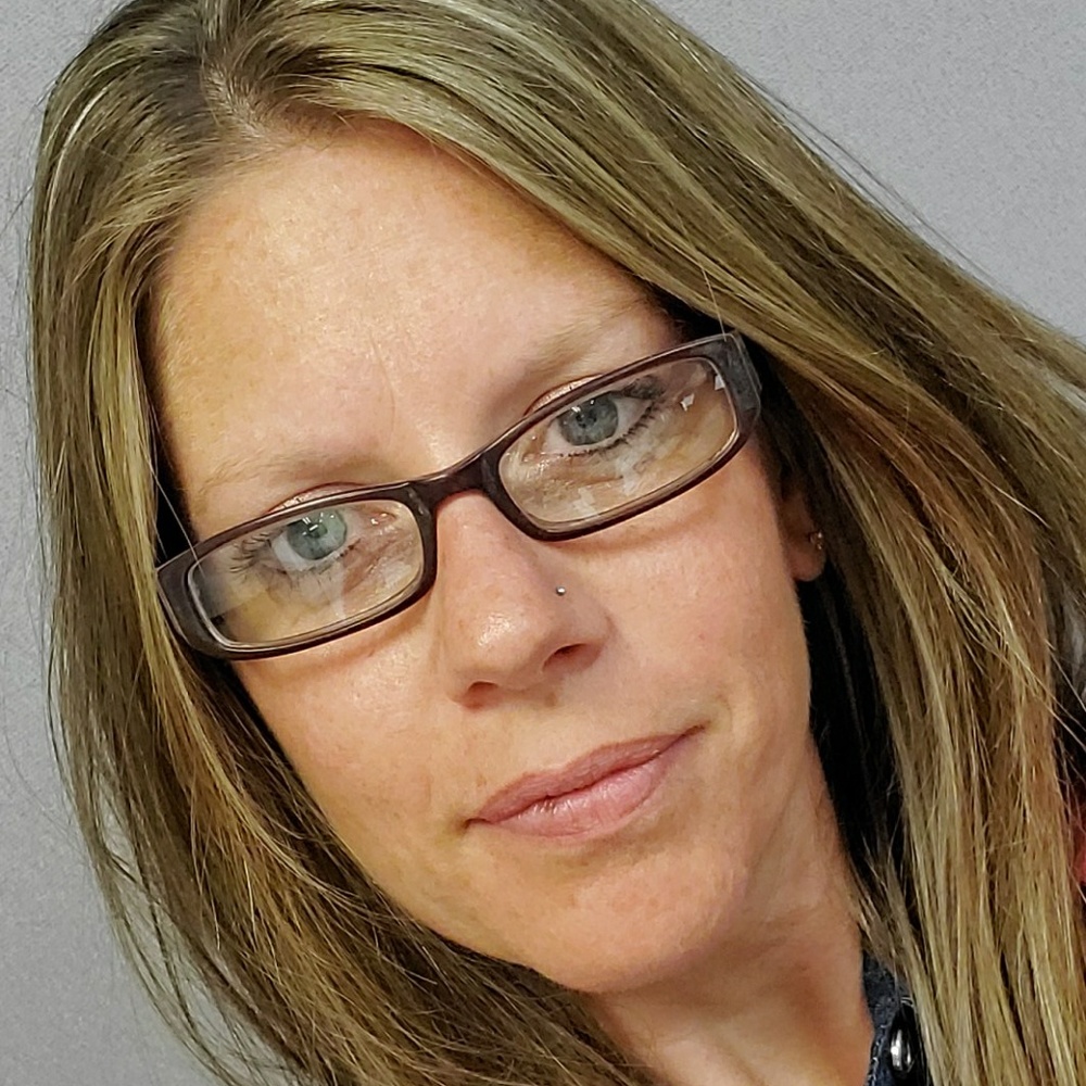 Meet your Posher, Michele